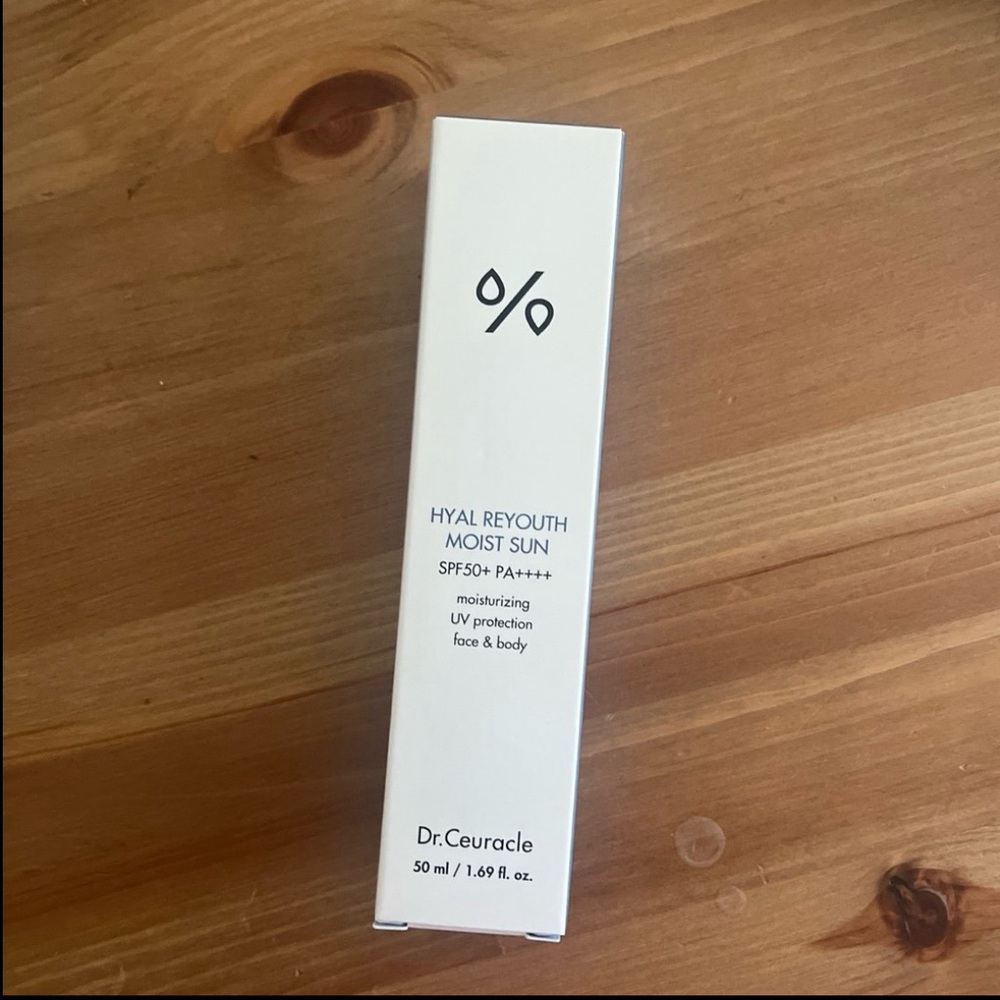 Dr. Ceuracle Hyal Reyouth Moist Sunscreen 1.7oz